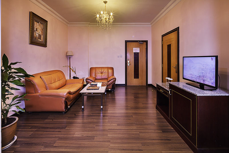 Taj Plaza Hotel Манама Екстериор снимка
