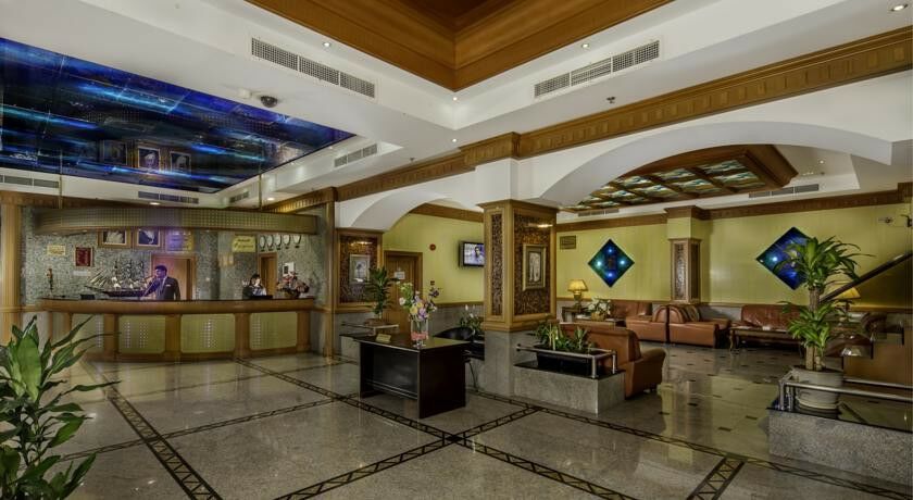 Taj Plaza Hotel Манама Екстериор снимка